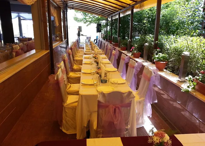 Elate Plaza Hotel